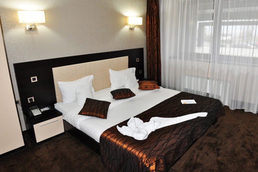 Cameră Junior Suite — Black Tulip Hotel Dej